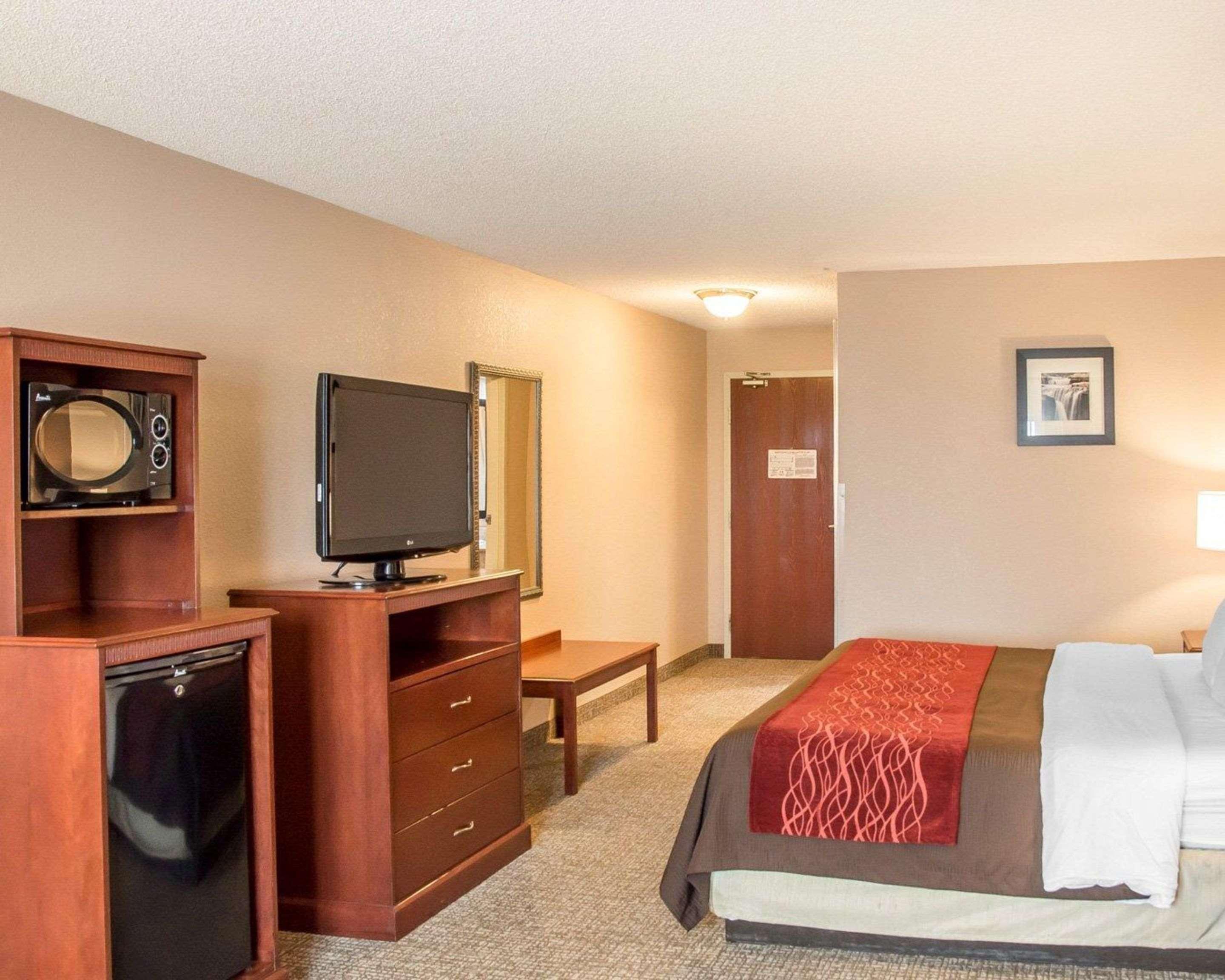 Comfort 3* Lawrenceburg