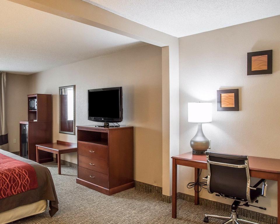 Comfort 3* Lawrenceburg