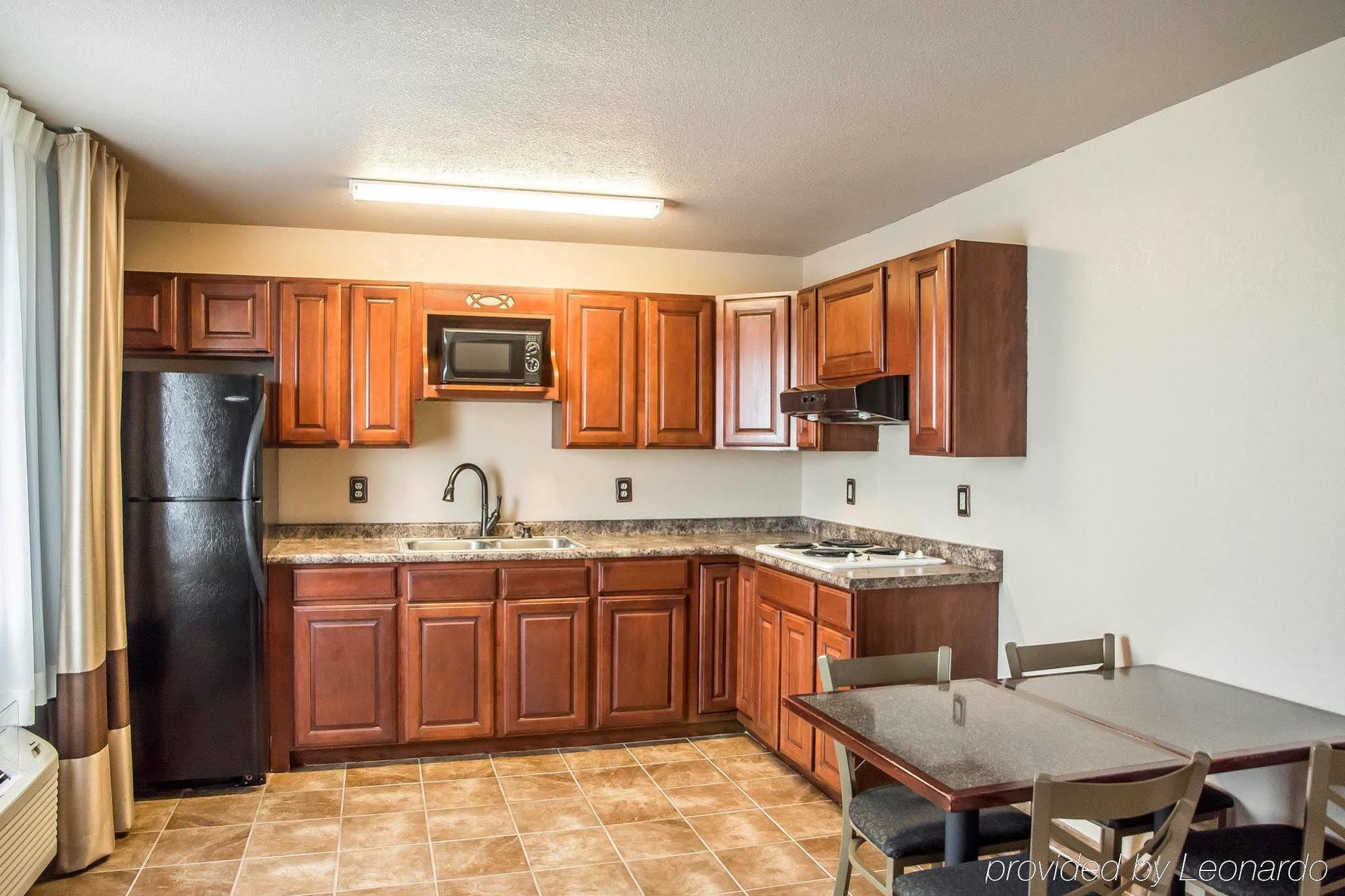 Comfort Hotel Lawrenceburg